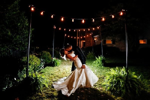 Beautiful Backyard Wedding || Be Photography || Charm City Wed || www.charmcitywed.com Beautiful Backyard Wedding || Be Photography || Charm City Wed || www.charmcitywed.com