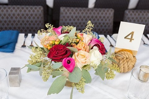 Chart House Wedding || Happy Little Life Photography || Charm City Wed || www.charmcitywed.com