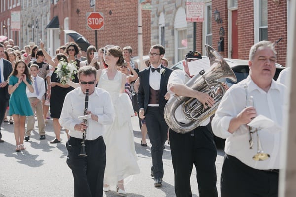 Festive Baltimore Museum of Industry Wedding || Love Life Images || Charm City Wed || www.charmcitywed.com