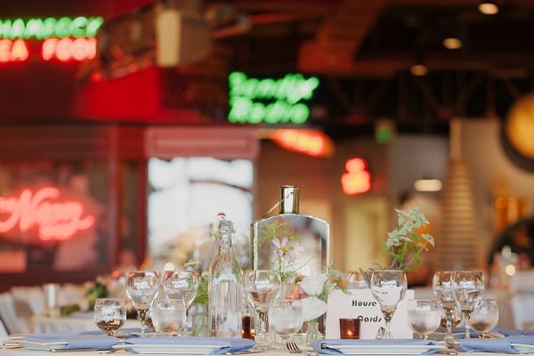 Festive Baltimore Museum of Industry Wedding || Love Life Images || Charm City Wed || www.charmcitywed.com