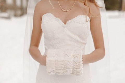 Love Letters Styled Shoot || L.A. Birdie Photography || Charm City Wed || www.charmcitywed.com