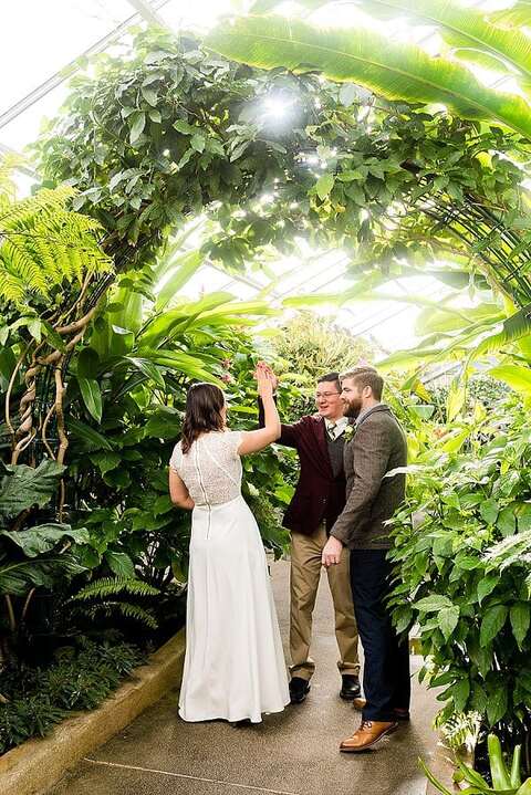 Rawlings Conservatory Wedding Vow Renewal || Kirsten Smith Photography || Charm City Wed || www.charmcitywed.com