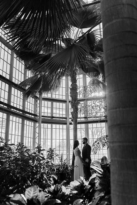 Rawlings Conservatory Wedding Vow Renewal || Kirsten Smith Photography || Charm City Wed || www.charmcitywed.com