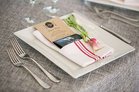 Swan Harbor Farm Wedding || Erin Kelleher Photography || Charm City Wed || www.charmcitywed.com