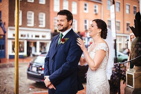 Fells Point Maritime Museum Wedding || JFannon Photography || Charm City Wed || www.charmcitywed.com
