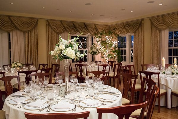 Chevy Chase Country Club Wedding || Olivia Jacob Photography || Charm City Wed || www.charmcitywed.com Chevy Chase Country Club Wedding || Olivia Jacob Photography || Charm City Wed || www.charmcitywed.com