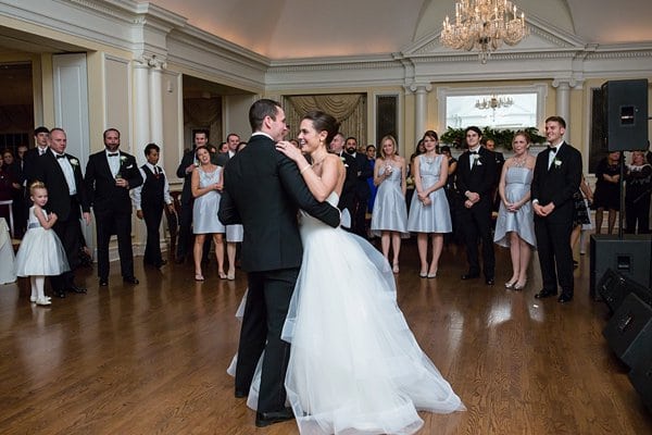 Chevy Chase Country Club Wedding || Olivia Jacob Photography || Charm City Wed || www.charmcitywed.com Chevy Chase Country Club Wedding || Olivia Jacob Photography || Charm City Wed || www.charmcitywed.com