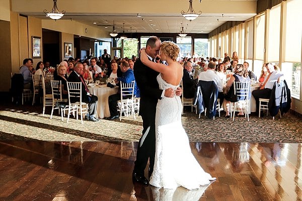 Hunt Valley Golf Club Wedding || Be Photography || Charm City Wed || www.charmcitywed.com
