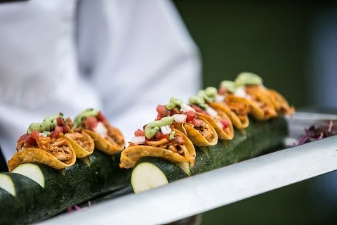 Luxe Tented Wedding || Artful Weddings || Charm City Wed || www.charmcitywed.com