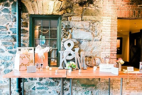 Mt. Washington Mill Dye House Wedding || Britney Clause Photography || Charm City Wed || www.charmcitywed.com