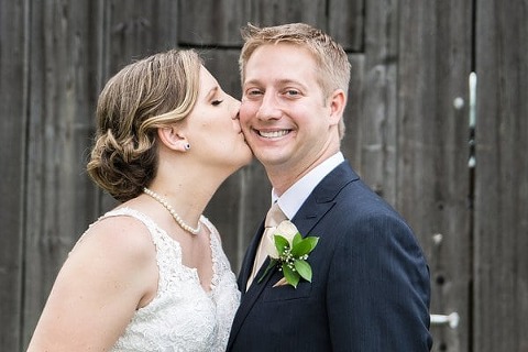 Vineyards of Marys Meadow Wedding || Lindsay Eileen Photography || Charm City Wed || www.charmcitywed.com