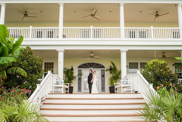 Weatherly Farm Wedding || Gonzalez J. Photography || Charm City Wed || www.charmcitywed.com