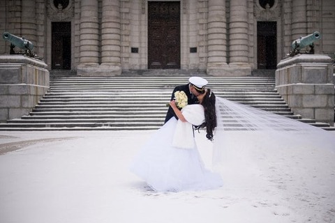 Winter Naval Academy Wedding || Photography by Tracie || Charm City Wed || www.charmcitywed.com