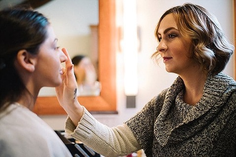 Modern Boho Wedding Styled Shoot || Karlin Villondo Photography || Charm City Wed || www.charmcitywed.com