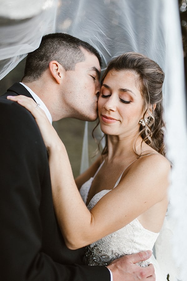 Lovely Historic Londontown Wedding || Kate Ann Photography || Charm City Wed || www.charmcitywed.com