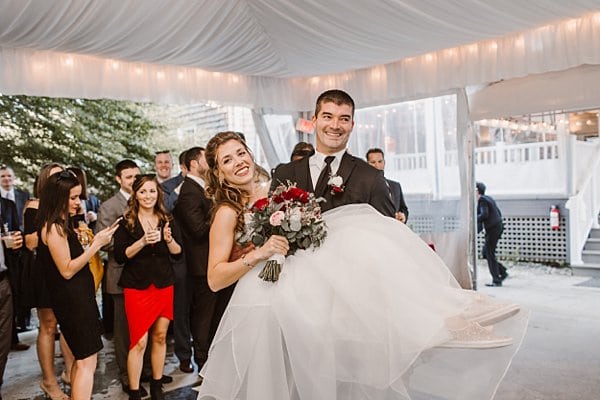 Lovely Historic Londontown Wedding || Kate Ann Photography || Charm City Wed || www.charmcitywed.com