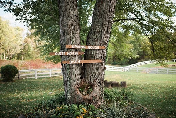 Sage Way Farm Wedding || Sarah Aaron Photography || Charm City Wed || www.charmcitywed.com