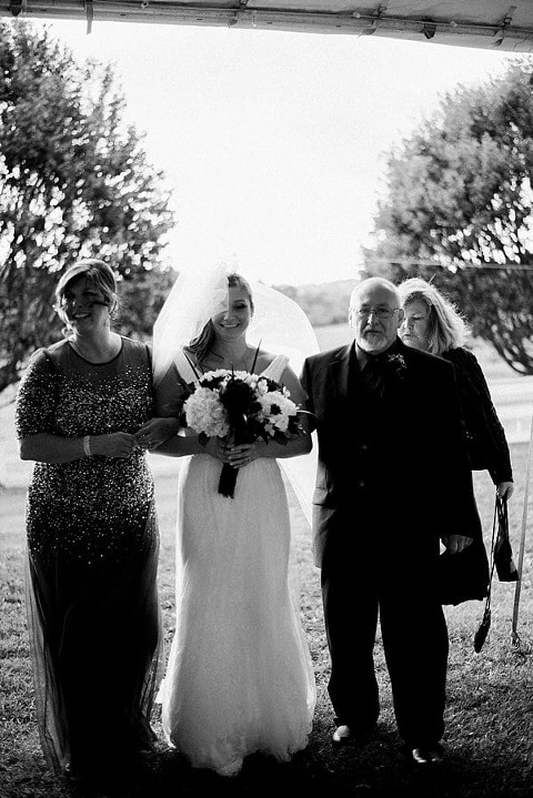 Sage Way Farm Wedding || Sarah Aaron Photography || Charm City Wed || www.charmcitywed.com