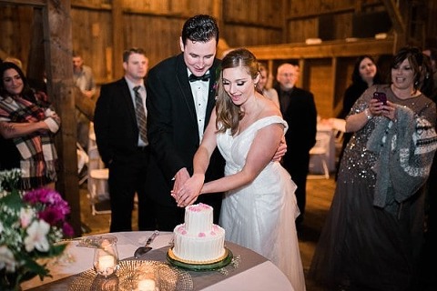 Sage Way Farm Wedding || Sarah Aaron Photography || Charm City Wed || www.charmcitywed.com