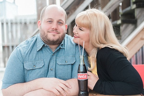 Hampden Engagement Session || Meghan Elizabeth Photography || Charm City Wed || www.charmcitywed.com