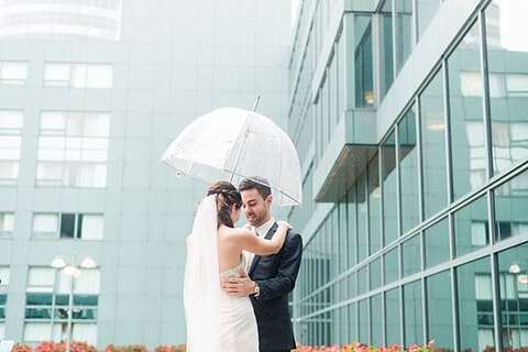 Elkridge Furnace Inn Wedding || Britney Clause Photography || Charm City Wed || www.charmcitywed.com