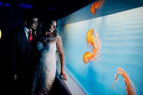 National Aquarium Wedding || Rachel Smith Photography || Charm City Wed || www.charmcitywed.com