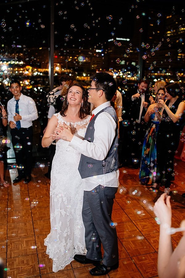 National Aquarium Wedding || Rachel Smith Photography || Charm City Wed || www.charmcitywed.com National Aquarium Wedding || Rachel Smith Photography || Charm City Wed || www.charmcitywed.com
