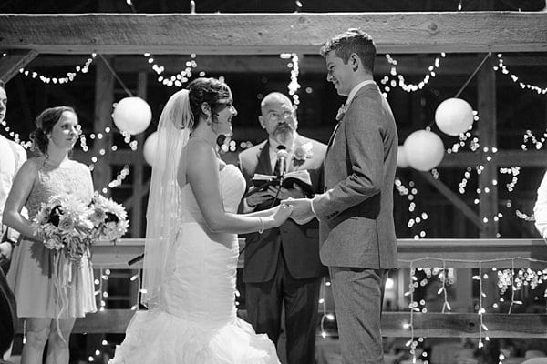 Barn at Springfield Farm Wedding || L.A. Birdie Photography || Charm City Wed || www.charmcitywed.com