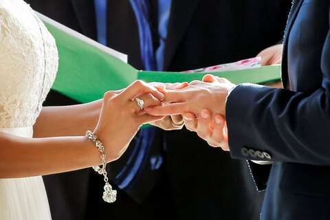 Hunt Valley Country Club Wedding || Be Photography || Charm City Wed || www.charmcitywed.com