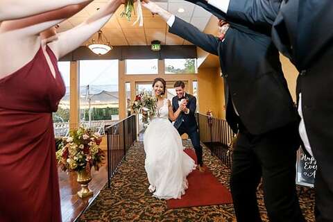 Hunt Valley Country Club Wedding || Be Photography || Charm City Wed || www.charmcitywed.com