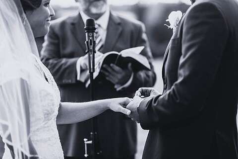 Linganore Wedding || Simone Fox Photography || Charm City Wed || www.charmcitywed.com