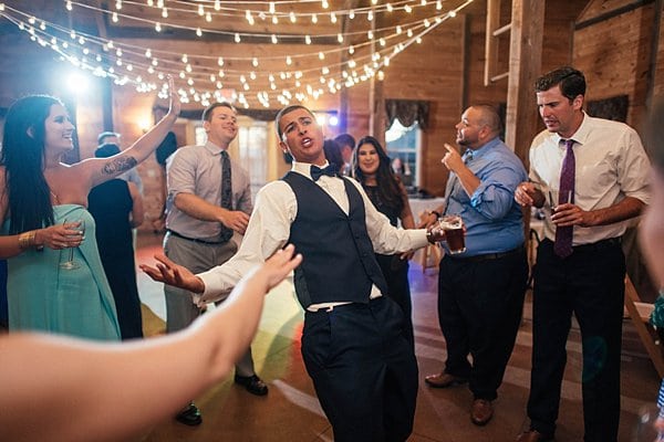 Linganore Wedding || Simone Fox Photography || Charm City Wed || www.charmcitywed.com