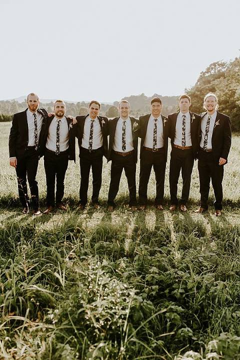 Backyard Wedding || Bekah Kay Creative Photography || Charm City Wed || www.charmcitywed.com