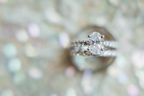 Legg Mason Tower Baltimore Wedding || Urban Row Photography || Charm City Wed || www.charmcitywed.com