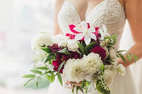 Legg Mason Tower Baltimore Wedding || Urban Row Photography || Charm City Wed || www.charmcitywed.com