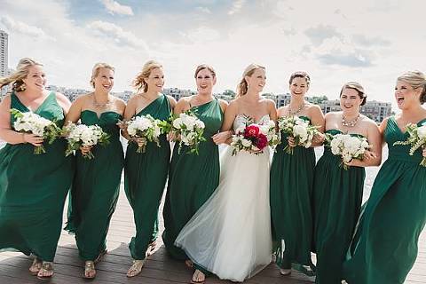 Legg Mason Tower Baltimore Wedding || Urban Row Photography || Charm City Wed || www.charmcitywed.com
