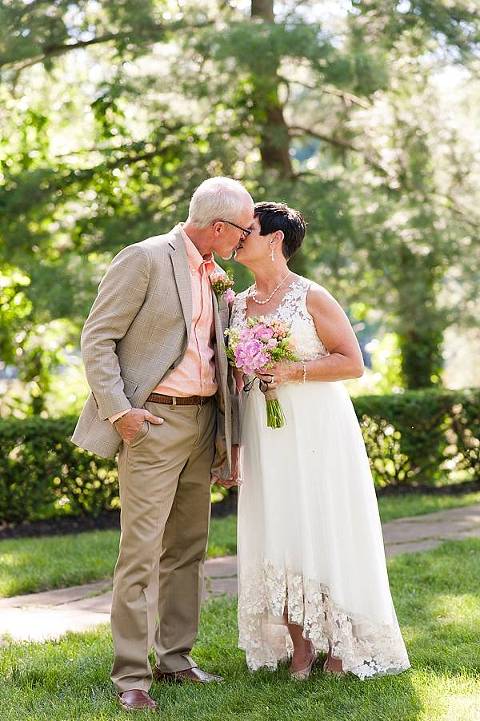 Baltimore Warehouse Wedding || Amber Kay Photography || Charm City Wed