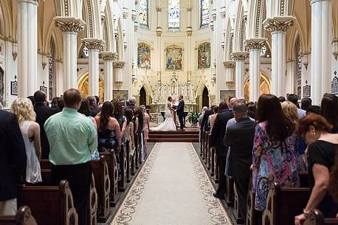 Four Seasons Baltimore Wedding || Tara + Renata Photography || Charm City Wed