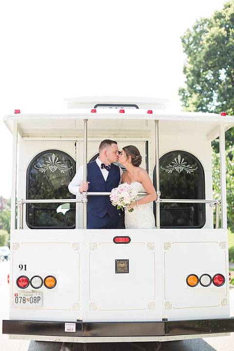 Four Seasons Baltimore Wedding || Tara + Renata Photography || Charm City Wed