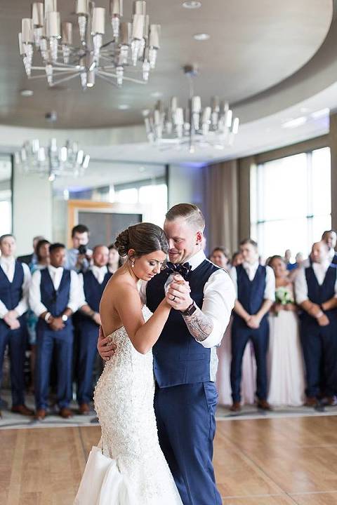 Four Seasons Baltimore Wedding || Tara + Renata Photography || Charm City Wed