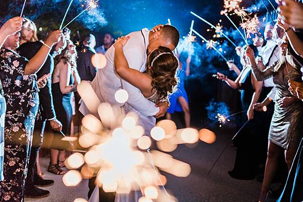 Hyatt Regency Baltimore Wedding || Capture Legacy Photography || Charm City Wed